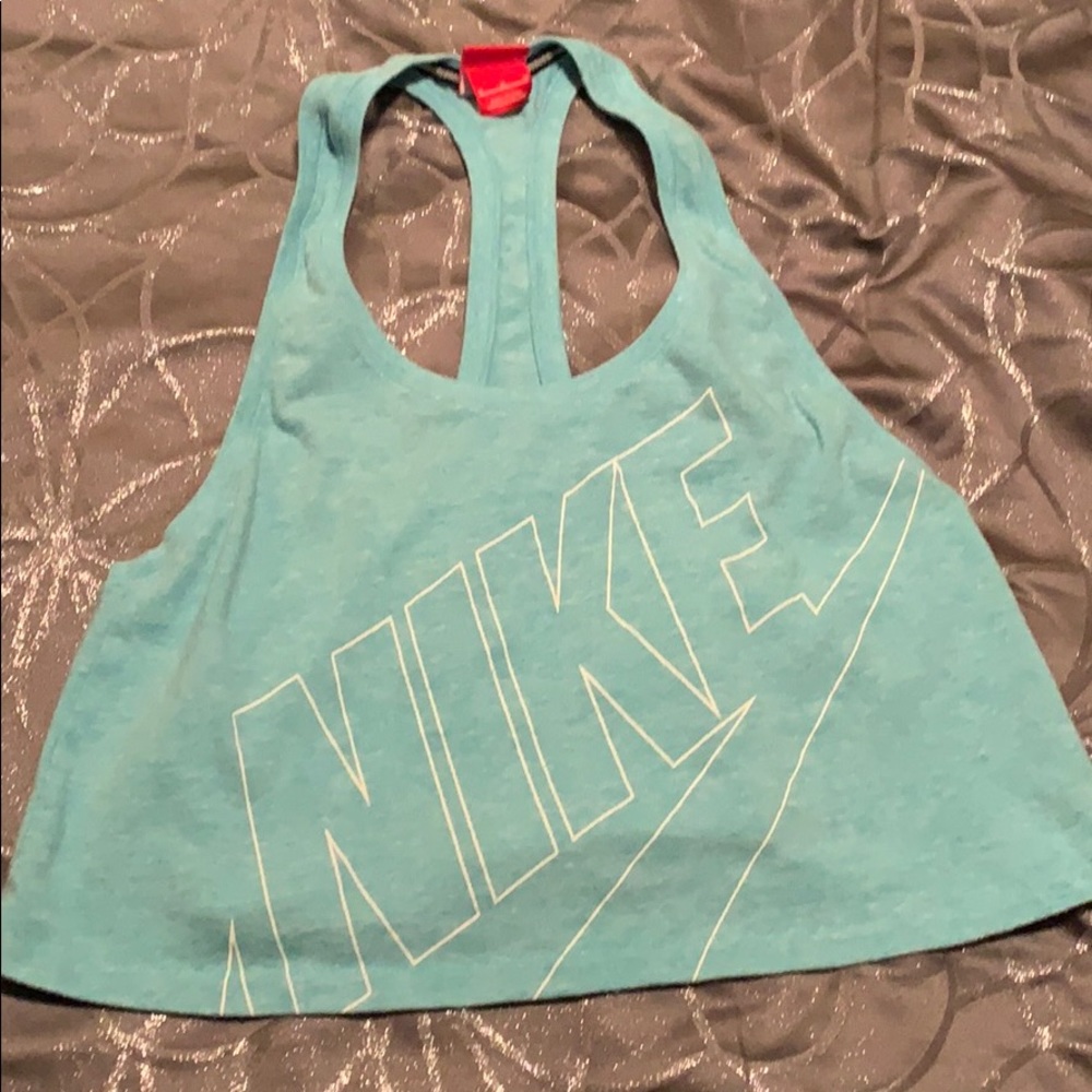 Nike Crop Top
